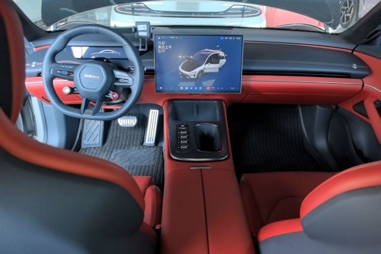 Used Xiaomi Auto SU7 2024 Four-Wheel Drive Ultra-Long Range Advanced Intelligent Driving Max Edition Center Console