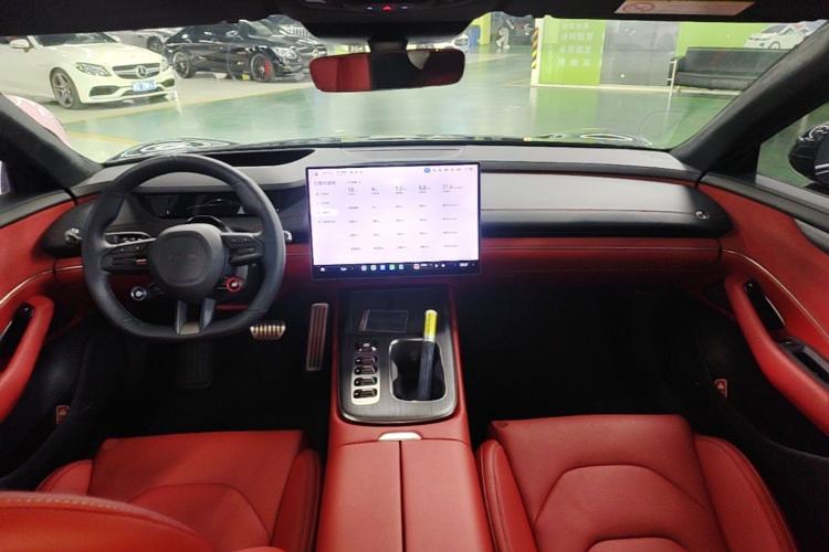 Used Xiaomi Auto SU7 2024 Four-Wheel Drive Ultra-Long Range Advanced Intelligent Driving Max Edition Center Console