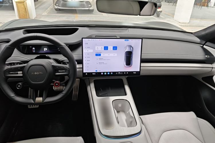 Used Xiaomi Auto SU7 2024 Four-Wheel Drive Ultra-Long Range Advanced Intelligent Driving Max Edition Center Console