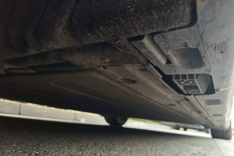Used Xiaomi Auto SU7 2024 Rear-Drive Long-Range Intelligent Driving Version Chassis Front Left