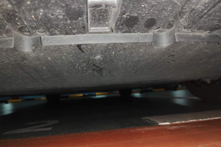 Used Xiaomi Auto SU7 2024 Four-Wheel-Drive Max Founder's Edition Chassis Front
