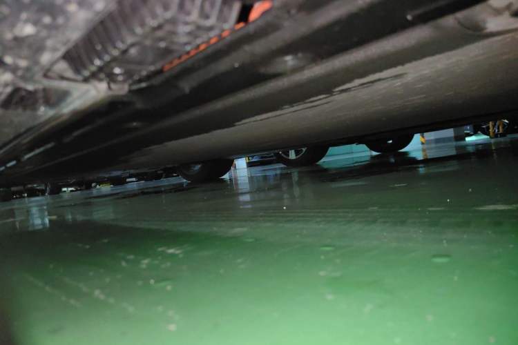 Used Xiaomi Auto SU7 2024 Four-Wheel Drive Ultra-Long Range Advanced Intelligent Driving Max Edition Chassis Rear Left