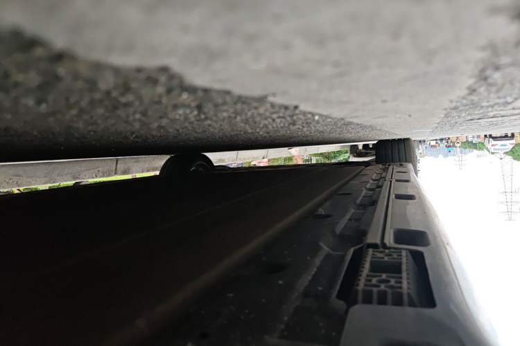 Used Xiaomi Auto SU7 2024 Rear-Drive Long-Range Intelligent Driving Version Chassis Rear Left