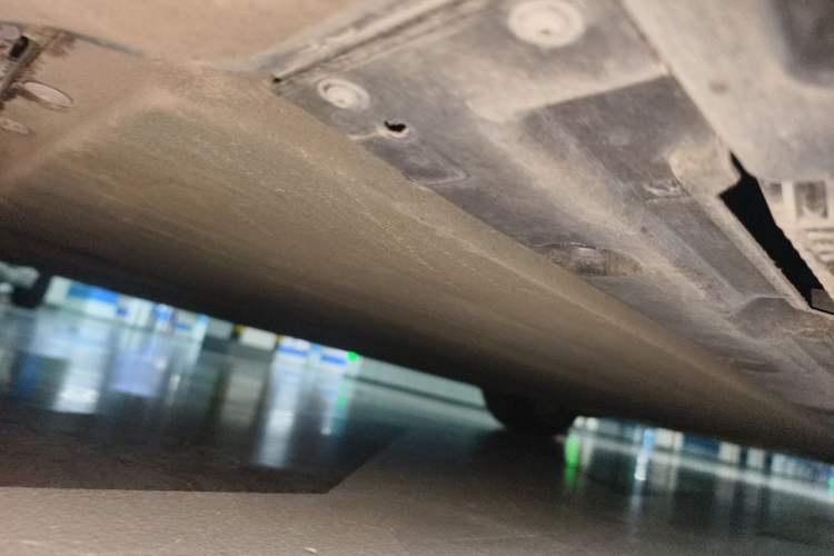 Used Xiaomi Auto SU7 2024 Rear-Drive Long-Range Intelligent Driving Version Chassis Rear Right