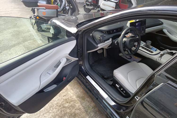 Used Xiaomi Auto SU7 2024 Four-Wheel-Drive Max Founder's Edition Driver Seat