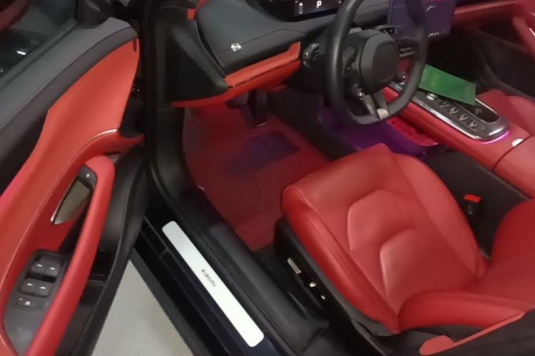 Used Xiaomi Auto SU7 2024 Rear-Drive Ultra-Long Range Advanced Pro-Level Intelligent Driving Version Driver Seat