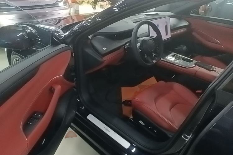 Used Xiaomi Auto SU7 2024 Rear-Drive Long-Range Intelligent Driving Version Driver Seat