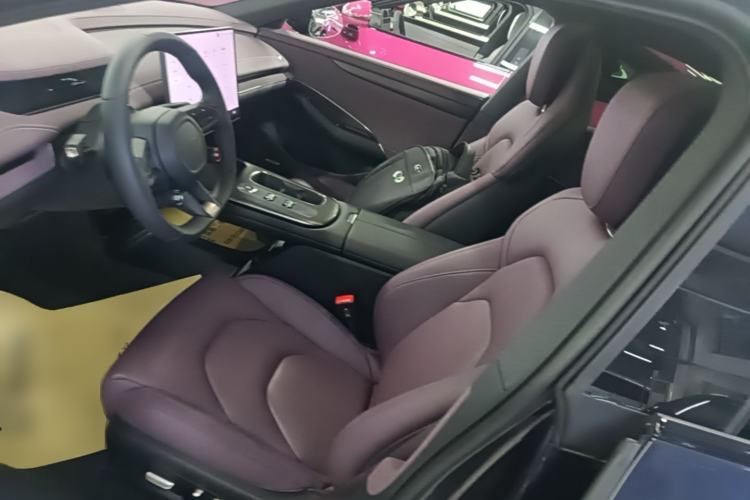 Used Xiaomi Auto SU7 2024 Rear-Drive Long-Range Intelligent Driving Version Driver Seat