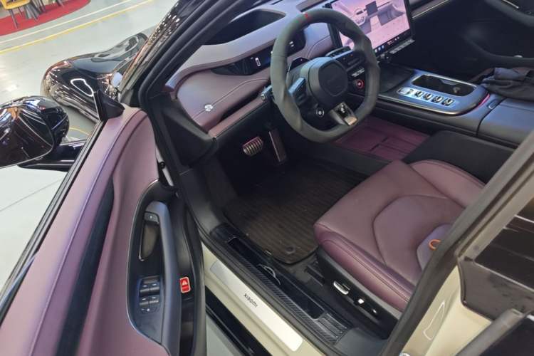 Used Xiaomi Auto SU7 2024 Four-Wheel Drive Ultra-Long Range Advanced Intelligent Driving Max Edition Driver Seat