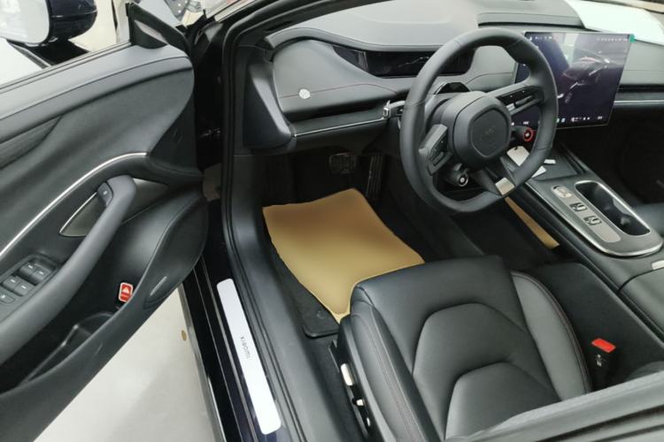 Used Xiaomi Auto SU7 2024 Rear-Drive Long-Range Intelligent Driving Version Driver Seat