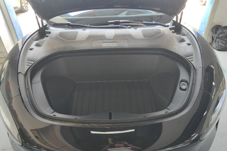 Used Xiaomi Auto SU7 2024 Four-Wheel Drive Ultra-Long Range Advanced Intelligent Driving Max Edition Engine Bay