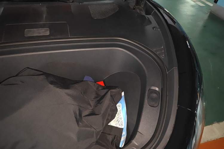 Used Xiaomi Auto SU7 2024 Four-Wheel-Drive Max Founder's Edition Engine Bay Left