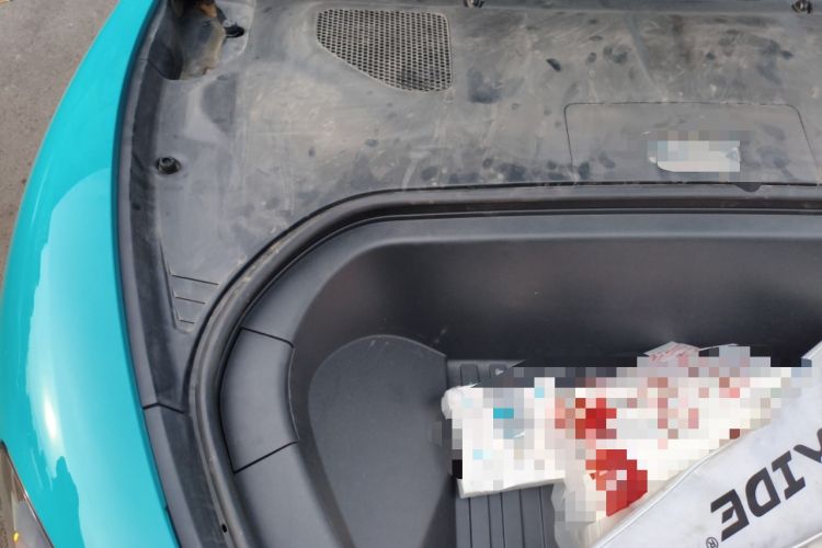 Used Xiaomi Auto SU7 2024 Rear-Drive Long-Range Intelligent Driving Version Engine Bay Right