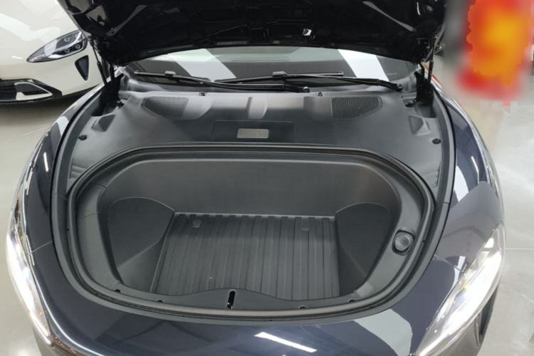 Used Xiaomi Auto SU7 2024 Rear-Drive Long-Range Intelligent Driving Version Engine Bay