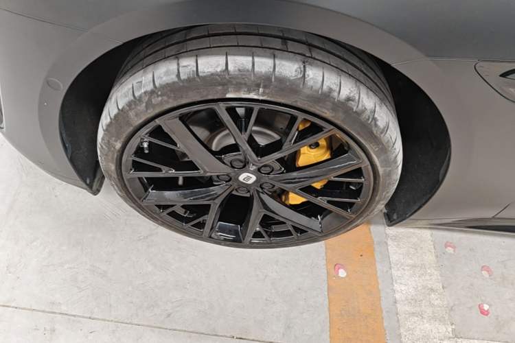 Used Xiaomi Auto SU7 2024 Four-Wheel Drive Ultra-Long Range Advanced Intelligent Driving Max Edition Exterior 1