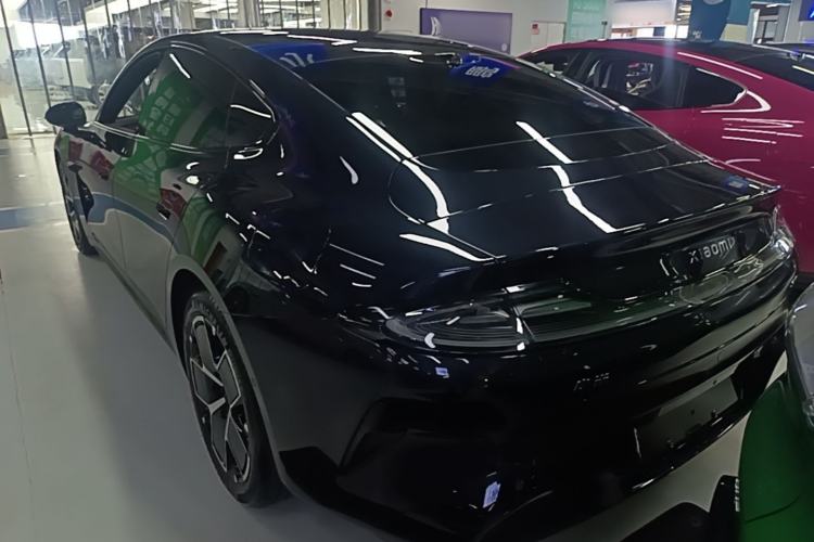 Used Xiaomi Auto SU7 2024 Rear-Drive Long-Range Intelligent Driving Version Exterior 2
