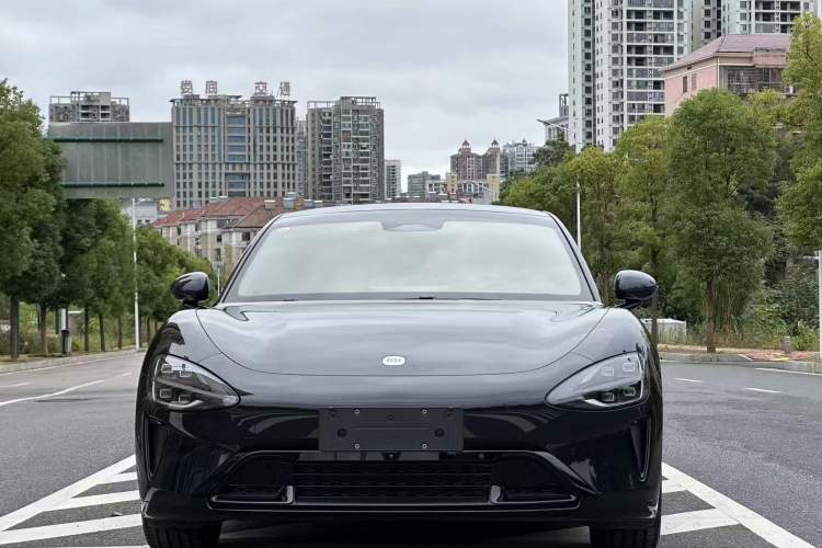 Used Xiaomi Auto SU7 2024 Rear-Drive Long-Range Intelligent Driving Version Exterior 2