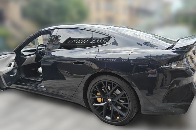 Used Xiaomi Auto SU7 2024 Four-Wheel Drive Ultra-Long Range Advanced Intelligent Driving Max Edition Exterior 3