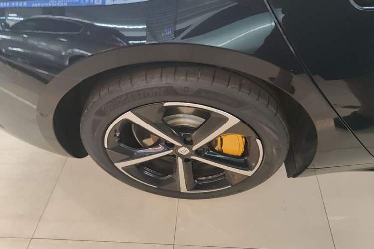 Used Xiaomi Auto SU7 2024 Four-Wheel Drive Ultra-Long Range Advanced Intelligent Driving Max Edition Exterior 5