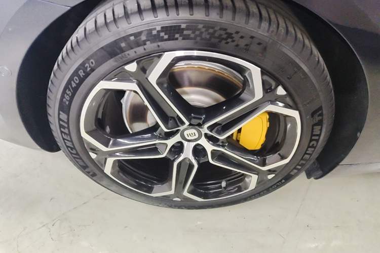 Used Xiaomi Auto SU7 2024 Four-Wheel Drive Ultra-Long Range Advanced Intelligent Driving Max Edition Exterior 5