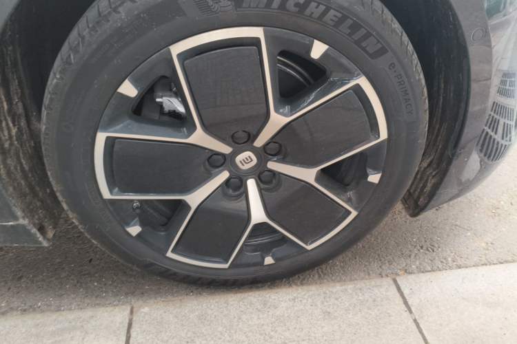 Used Xiaomi Auto SU7 2024 Rear-Drive Ultra-Long Range Advanced Pro-Level Intelligent Driving Version Exterior 7