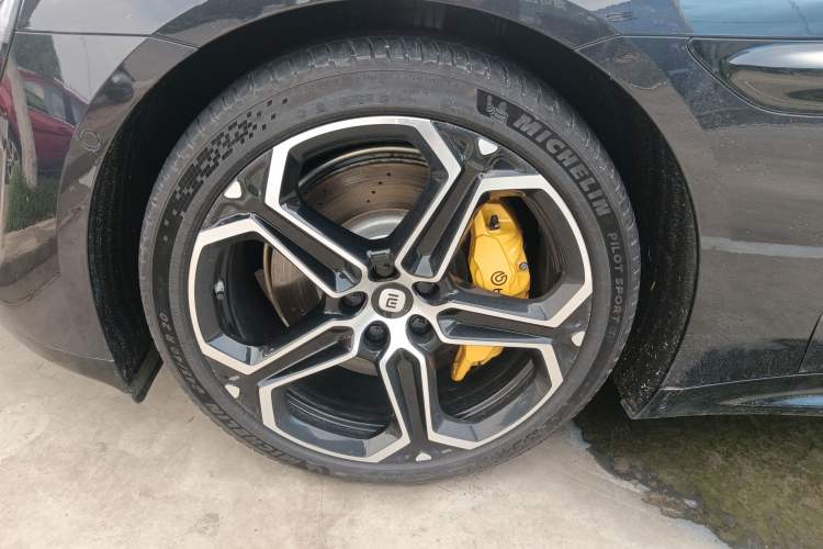 Used Xiaomi Auto SU7 2024 Four-Wheel-Drive Max Founder's Edition Exterior 7