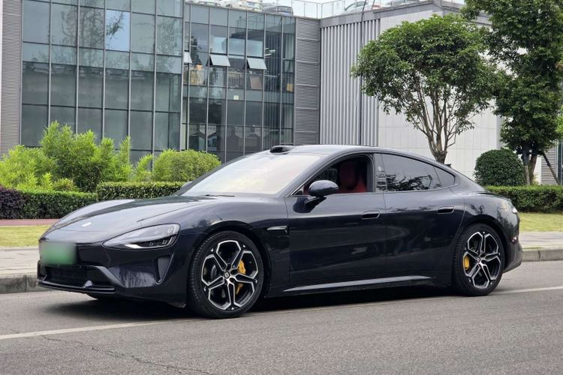 Used Xiaomi Auto SU7 2024 Four-Wheel Drive Ultra-Long Range Advanced Intelligent Driving Max Edition Front Left 45 Deg