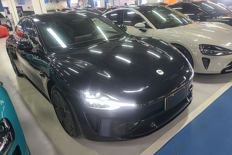 Used Xiaomi Auto SU7 2024 Rear-Drive Long-Range Intelligent Driving Version Front Right 45 Deg