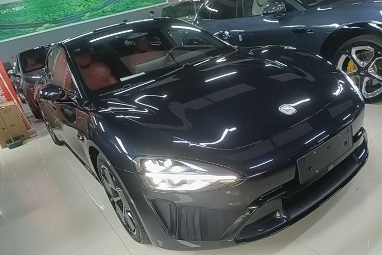 Used Xiaomi Auto SU7 2024 Rear-Drive Long-Range Intelligent Driving Version Front Right 45 Deg