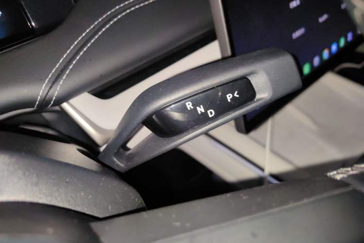 Used Xiaomi Auto SU7 2024 Four-Wheel Drive Ultra-Long Range Advanced Intelligent Driving Max Edition Gear Lever