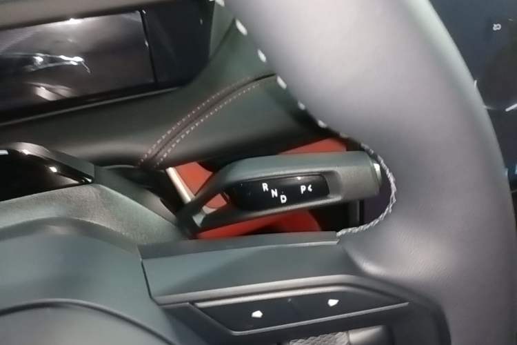 Used Xiaomi Auto SU7 2024 Rear-Drive Long-Range Intelligent Driving Version Gear Lever