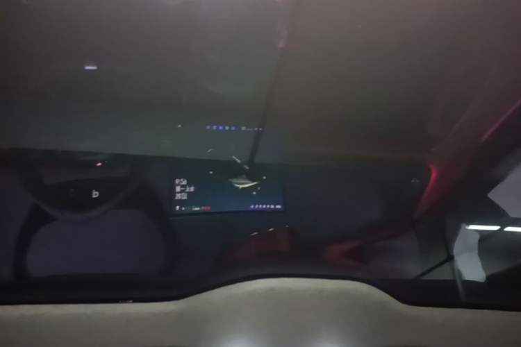 Used Xiaomi Auto SU7 2024 Rear-Drive Ultra-Long Range Advanced Pro-Level Intelligent Driving Version Headliner
