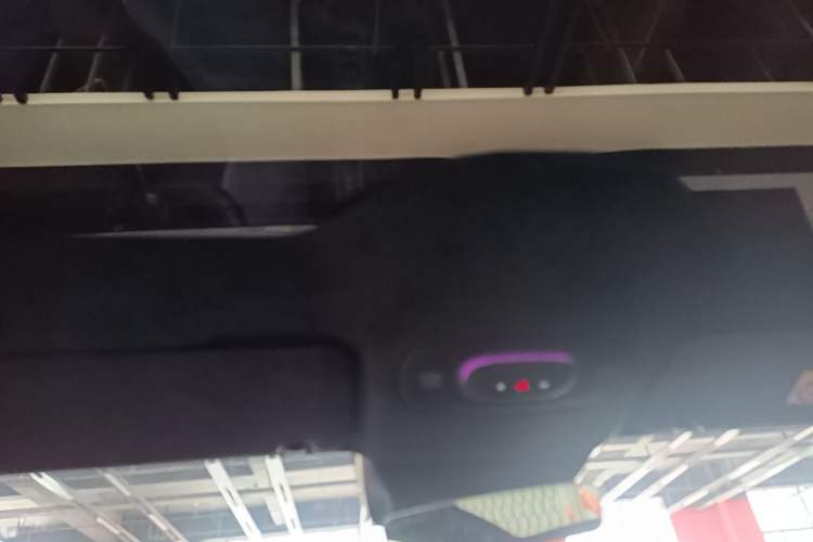 Used Xiaomi Auto SU7 2024 Four-Wheel Drive Ultra-Long Range Advanced Intelligent Driving Max Edition Headliner