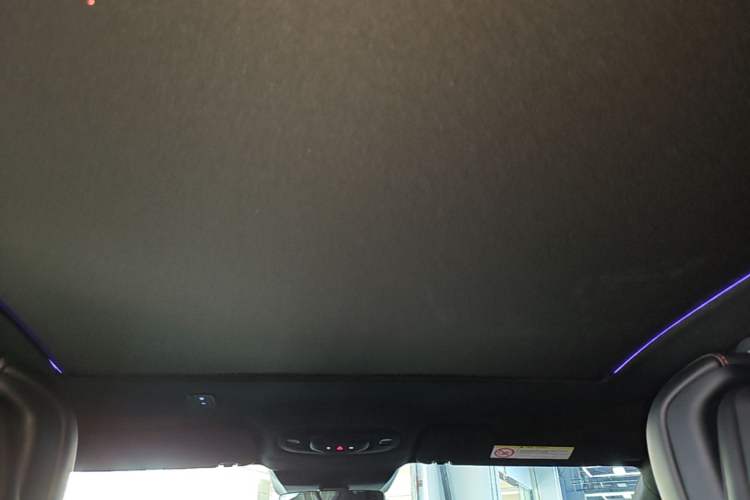 Used Xiaomi Auto SU7 2024 Four-Wheel Drive Ultra-Long Range Advanced Intelligent Driving Max Edition Headliner