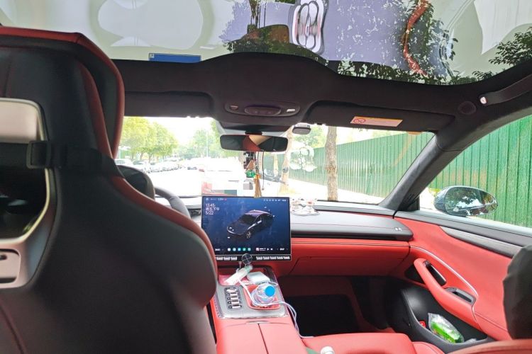 Used Xiaomi Auto SU7 2024 Four-Wheel Drive Ultra-Long Range Advanced Intelligent Driving Max Edition Headliner
