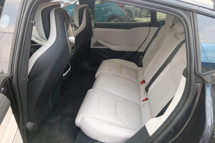 Used Xiaomi Auto SU7 2024 Four-Wheel-Drive Max Founder's Edition Interior 4