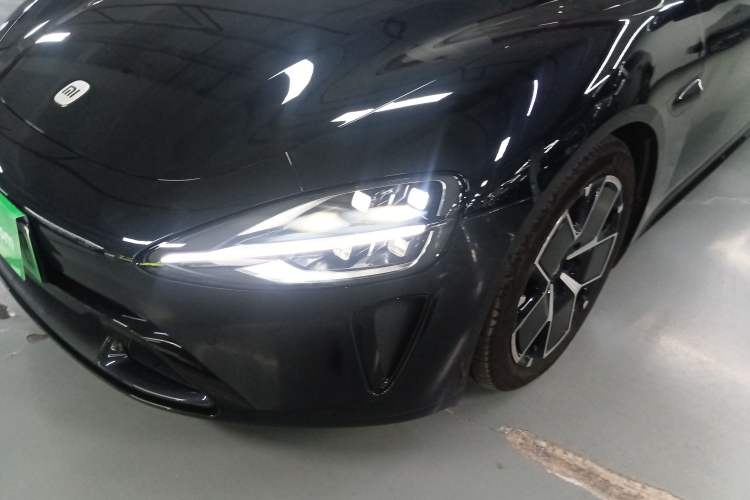Used Xiaomi Auto SU7 2024 Four-Wheel Drive Ultra-Long Range Advanced Intelligent Driving Max Edition Left Front Headlight