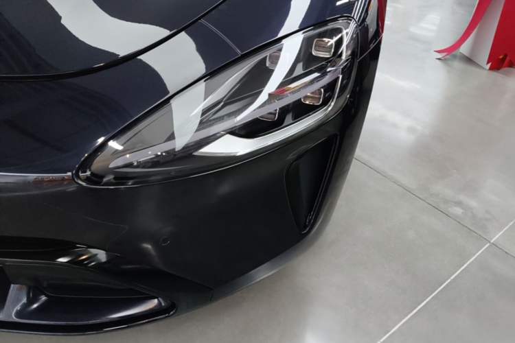Used Xiaomi Auto SU7 2024 Rear-Drive Long-Range Intelligent Driving Version Left Front Headlight