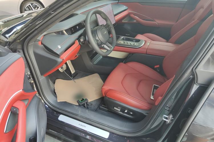 Used Xiaomi Auto SU7 2024 Four-Wheel Drive Ultra-Long Range Advanced Intelligent Driving Max Edition Left Front Seat