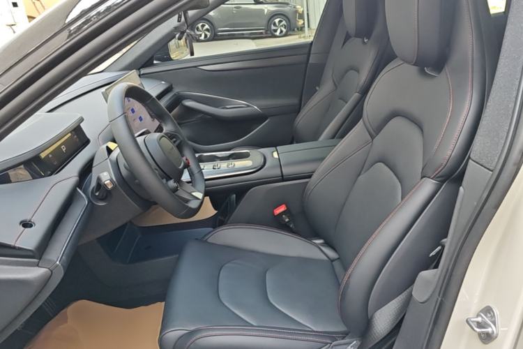 Used Xiaomi Auto SU7 2024 Rear-Drive Long-Range Intelligent Driving Version Left Front Seat