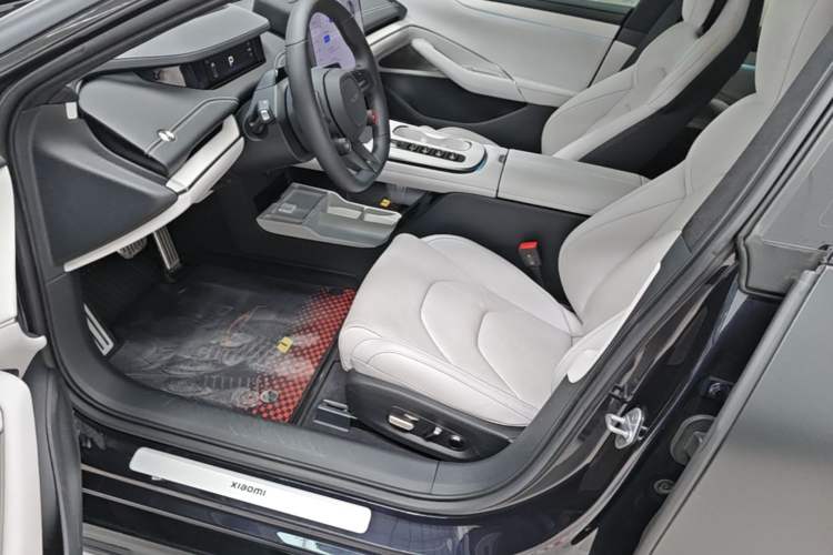 Used Xiaomi Auto SU7 2024 Four-Wheel Drive Ultra-Long Range Advanced Intelligent Driving Max Edition Left Front Seat