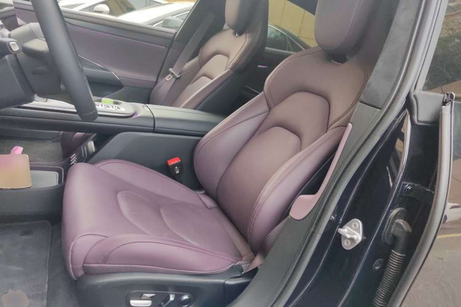 Used Xiaomi Auto SU7 2024 Four-Wheel Drive Ultra-Long Range Advanced Intelligent Driving Max Edition Left Front Seat
