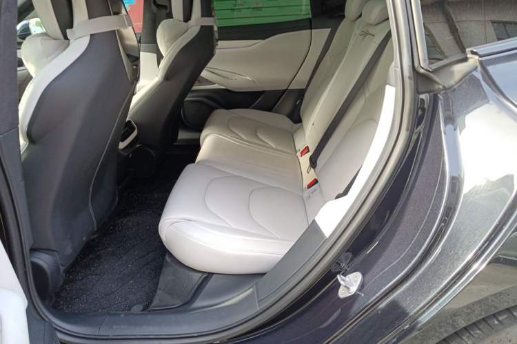 Used Xiaomi Auto SU7 2024 Four-Wheel-Drive Max Founder's Edition Left Rear Seat