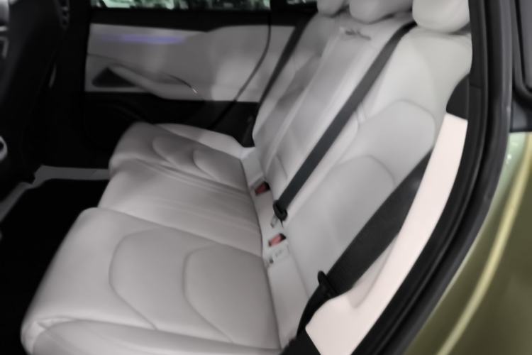 Used Xiaomi Auto SU7 2024 Four-Wheel Drive Ultra-Long Range Advanced Intelligent Driving Max Edition Left Rear Seat