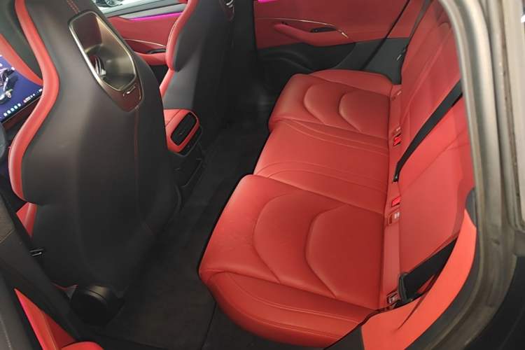 Used Xiaomi Auto SU7 2024 Rear-Drive Standard Founder Edition Left Rear Seat