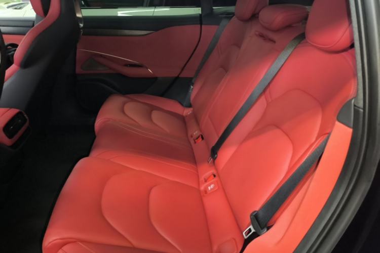 Used Xiaomi Auto SU7 2024 Rear-Drive Long-Range Intelligent Driving Version Left Rear Seat