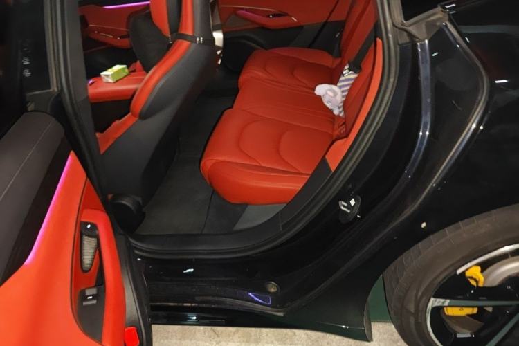 Used Xiaomi Auto SU7 2024 Four-Wheel-Drive Max Founder's Edition Left Rear Seat