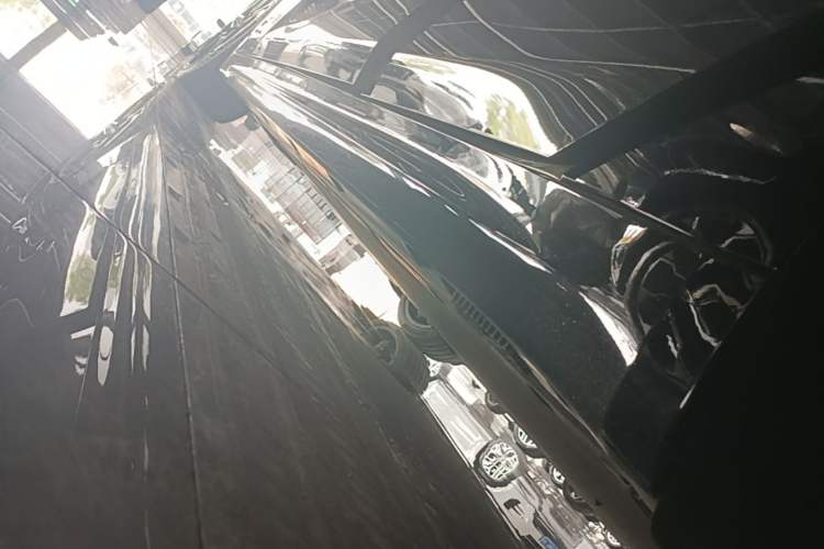 Used Xiaomi Auto SU7 2024 Four-Wheel Drive Ultra-Long Range Advanced Intelligent Driving Max Edition Left Side Sill