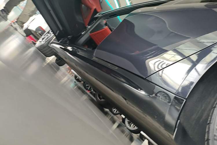 Used Xiaomi Auto SU7 2024 Rear-Drive Standard Founder Edition Left Side Sill