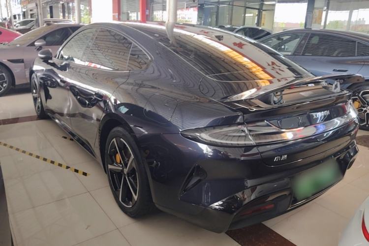 Used Xiaomi Auto SU7 2024 Four-Wheel Drive Ultra-Long Range Advanced Intelligent Driving Max Edition Rear Left 45 Deg